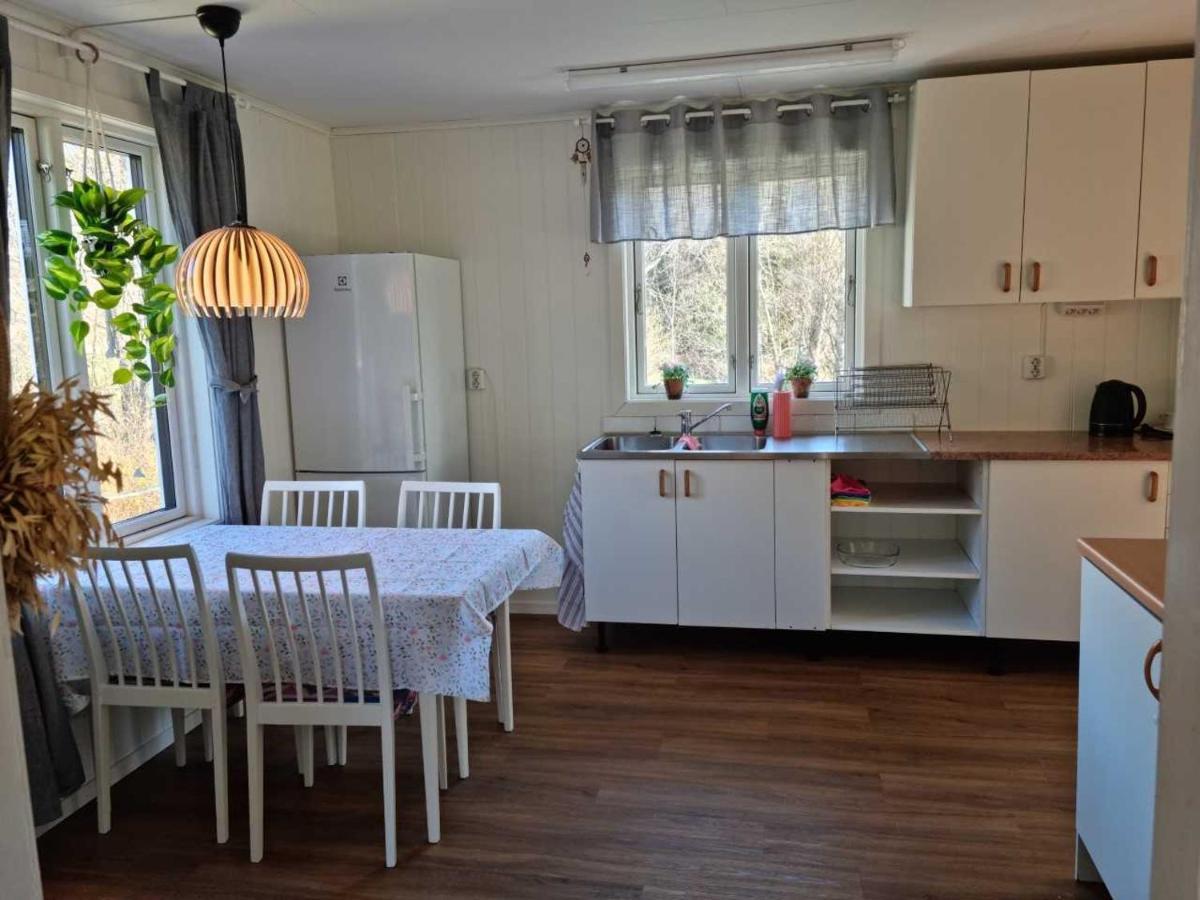 Charmigt Hus Pa Landet Naera Till Bad Strömstad Екстериор снимка